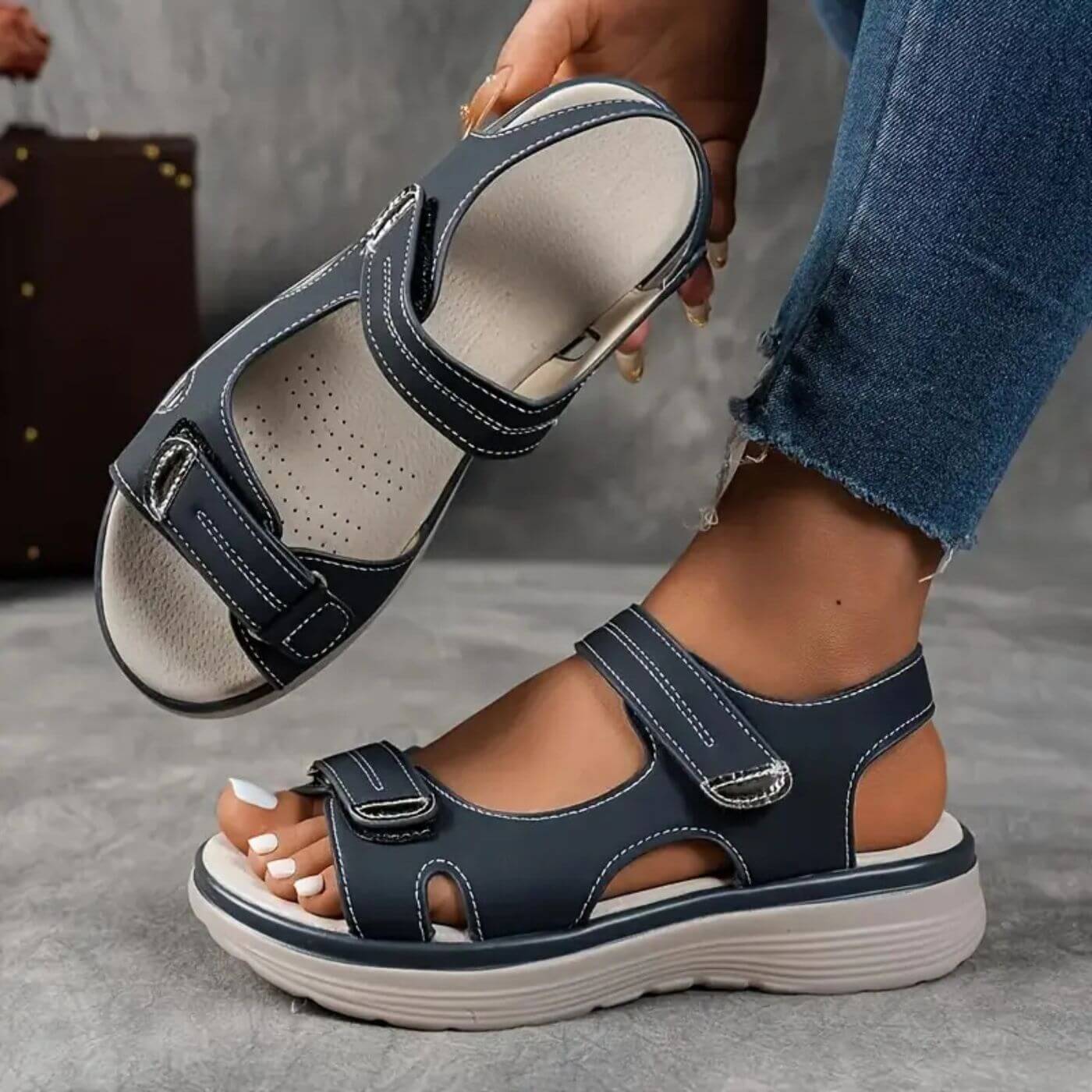 Charlotte™ – Sandales Orthopédiques Compensées Confortables