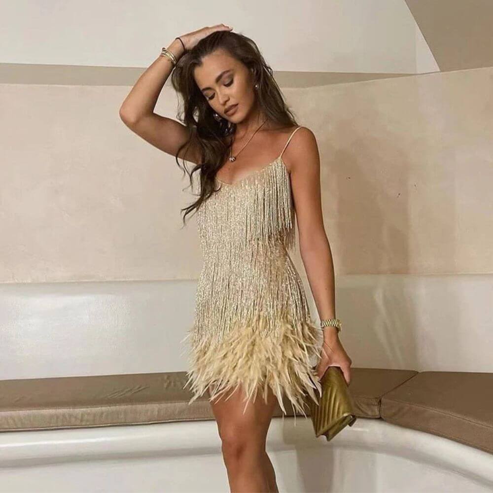Robe de cocktail élégante courte fendue pour soirée chic