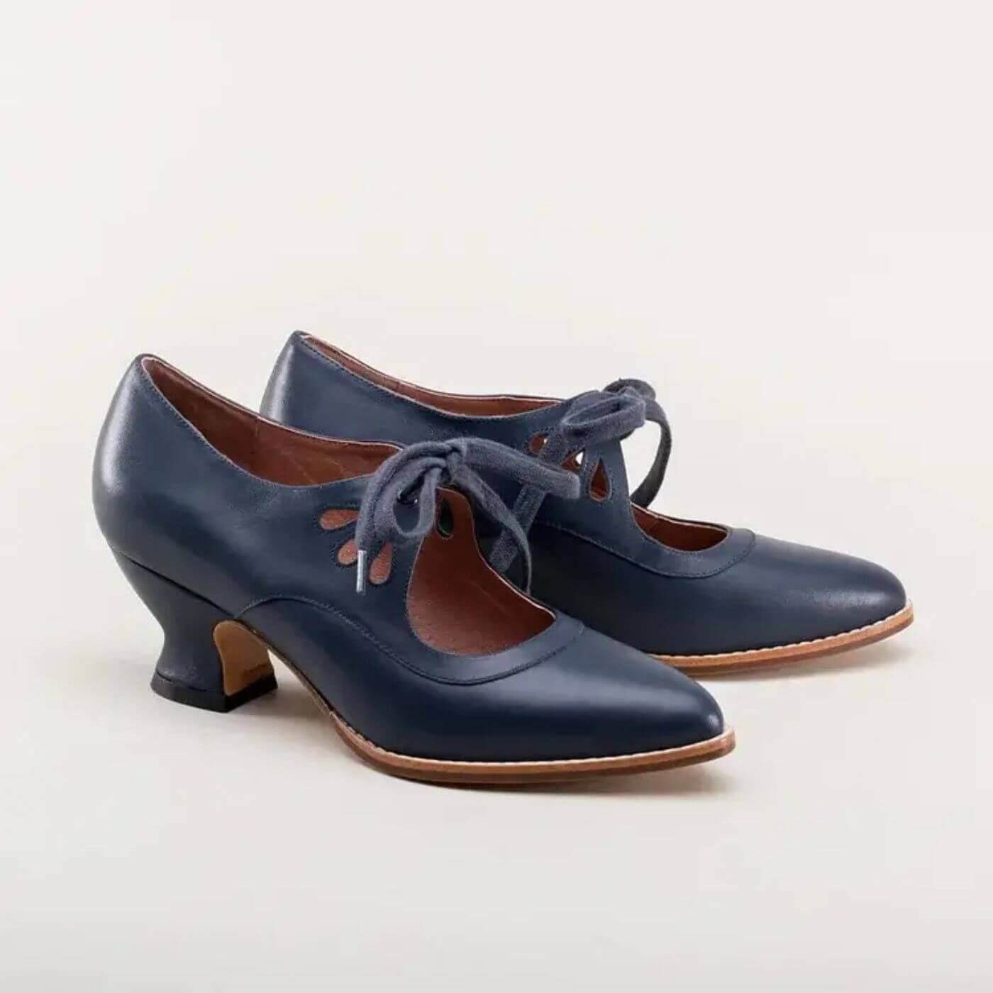 Irina™ – Chaussures Orthopédiques Vintage à Talon Bas