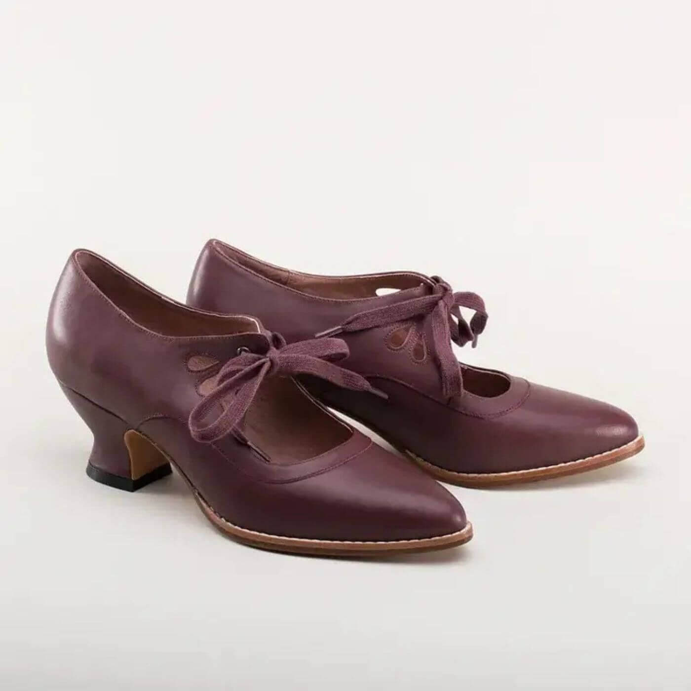 Irina™ – Chaussures Orthopédiques Vintage à Talon Bas