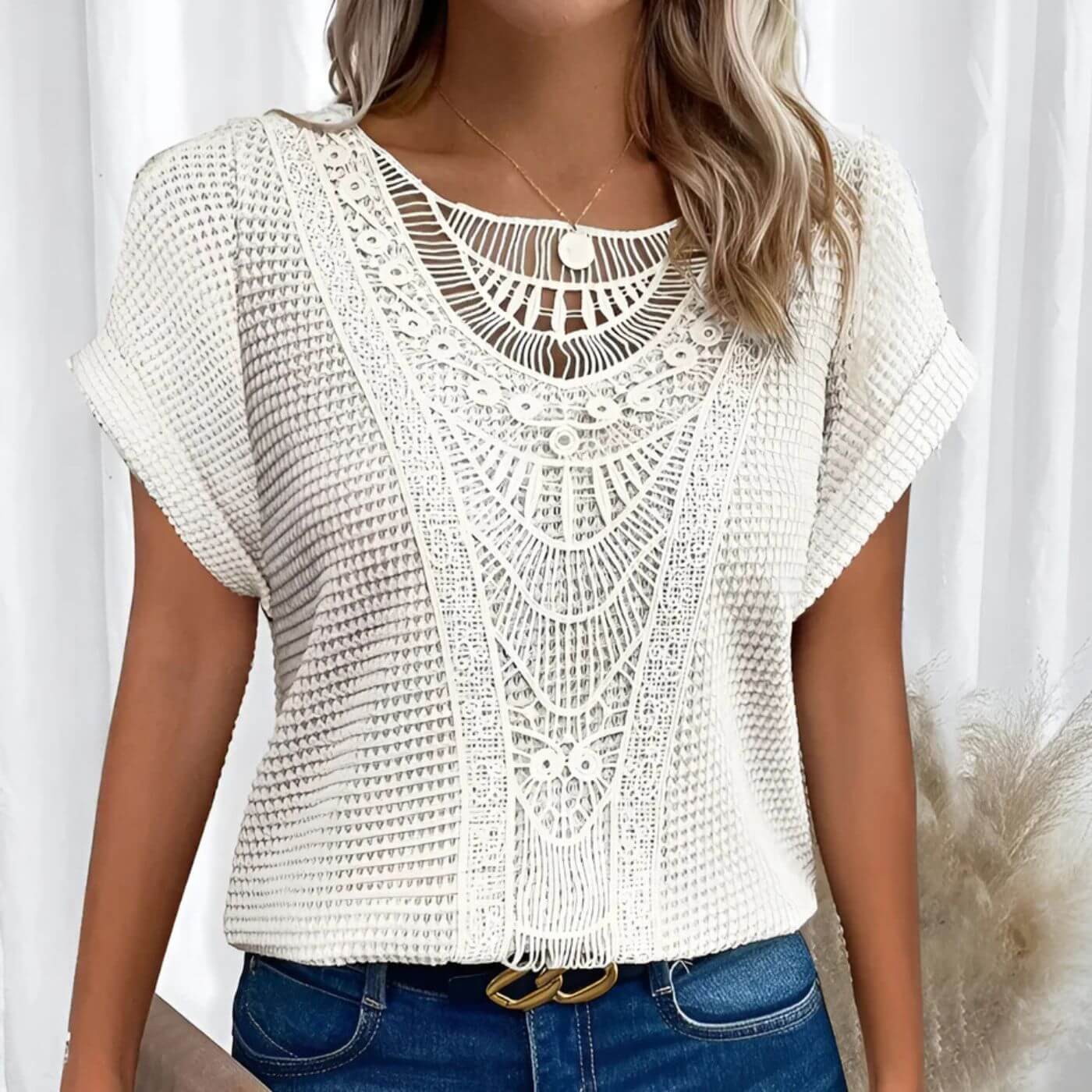 Lucie™ – Blouse Légère et Respirante au Style Élégant