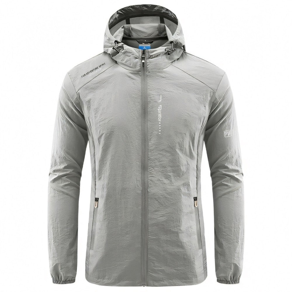 Veste gris clair avec capuche, déperlante, légère et respirante.