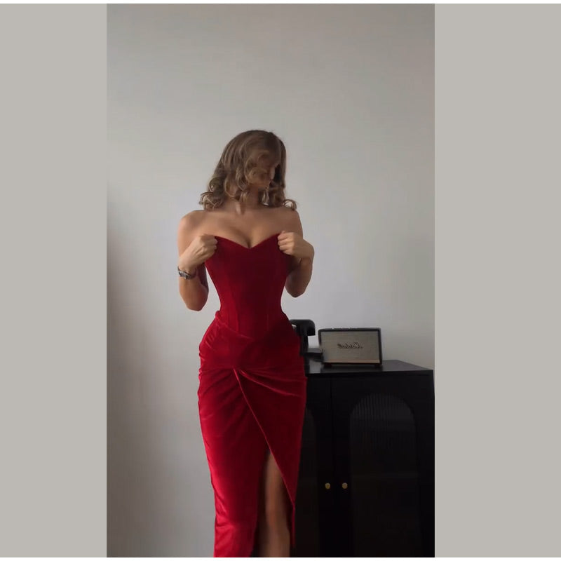 Robe de soirée femme – Robe rouge en velours à décolleté plongeant