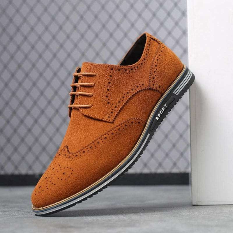 Chaussure pour homme en daim marron avec lacets
