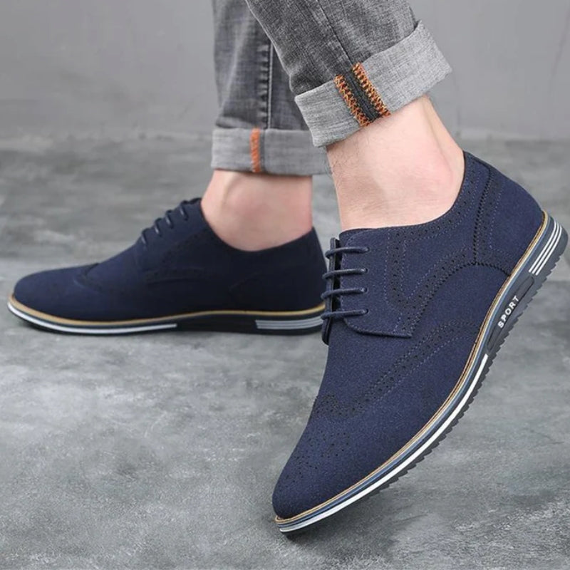 Chaussure pour homme en daim bleu marine avec lacets