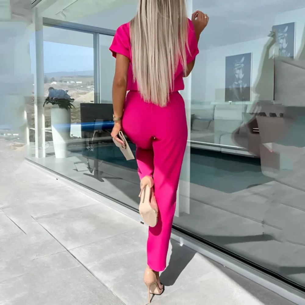 Combinaison femme élégante et fluide – style chic et décontracté