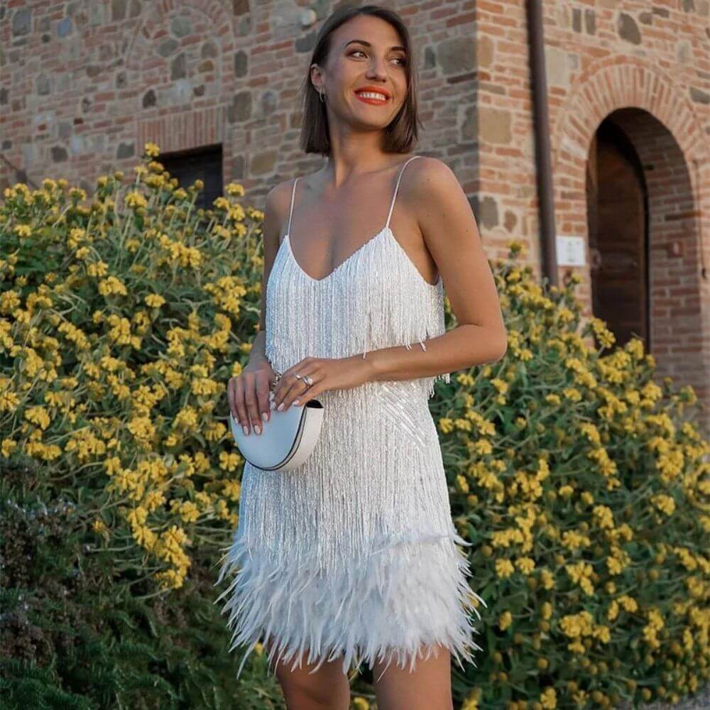 Robe de cocktail élégante courte fendue pour soirée chic
