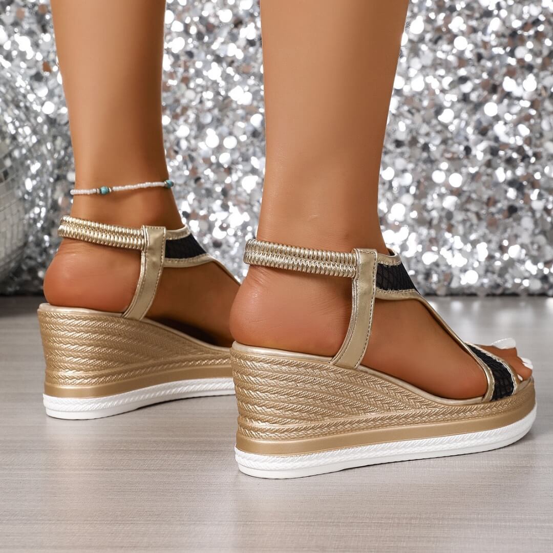 Isabeau™ – Sandales Orthopédiques Élégantes à Talon Compensé Pour Femmes