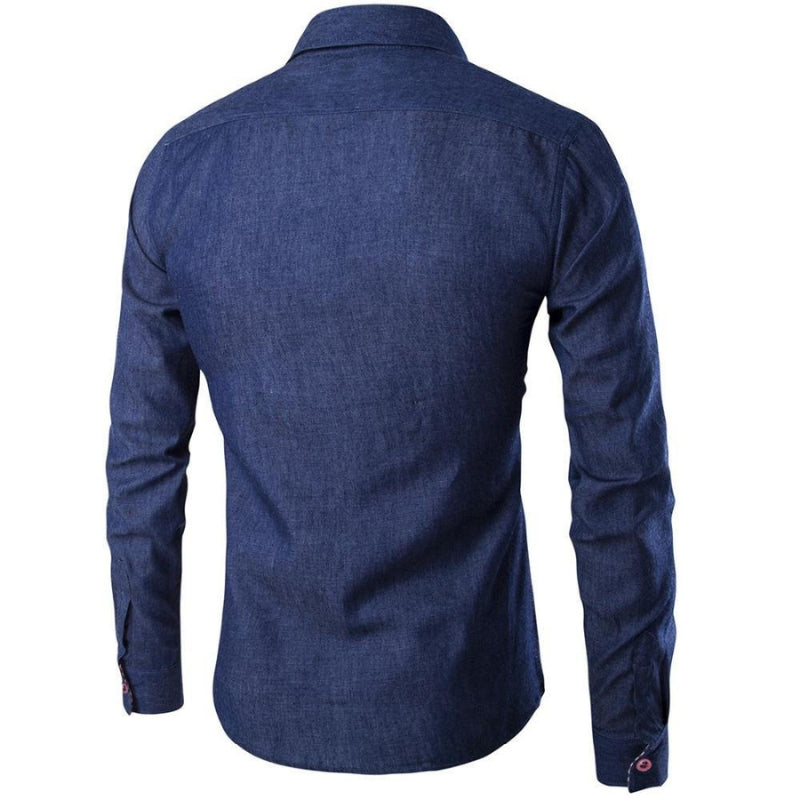 Chemise boutonnée en denim avec poche poitrine