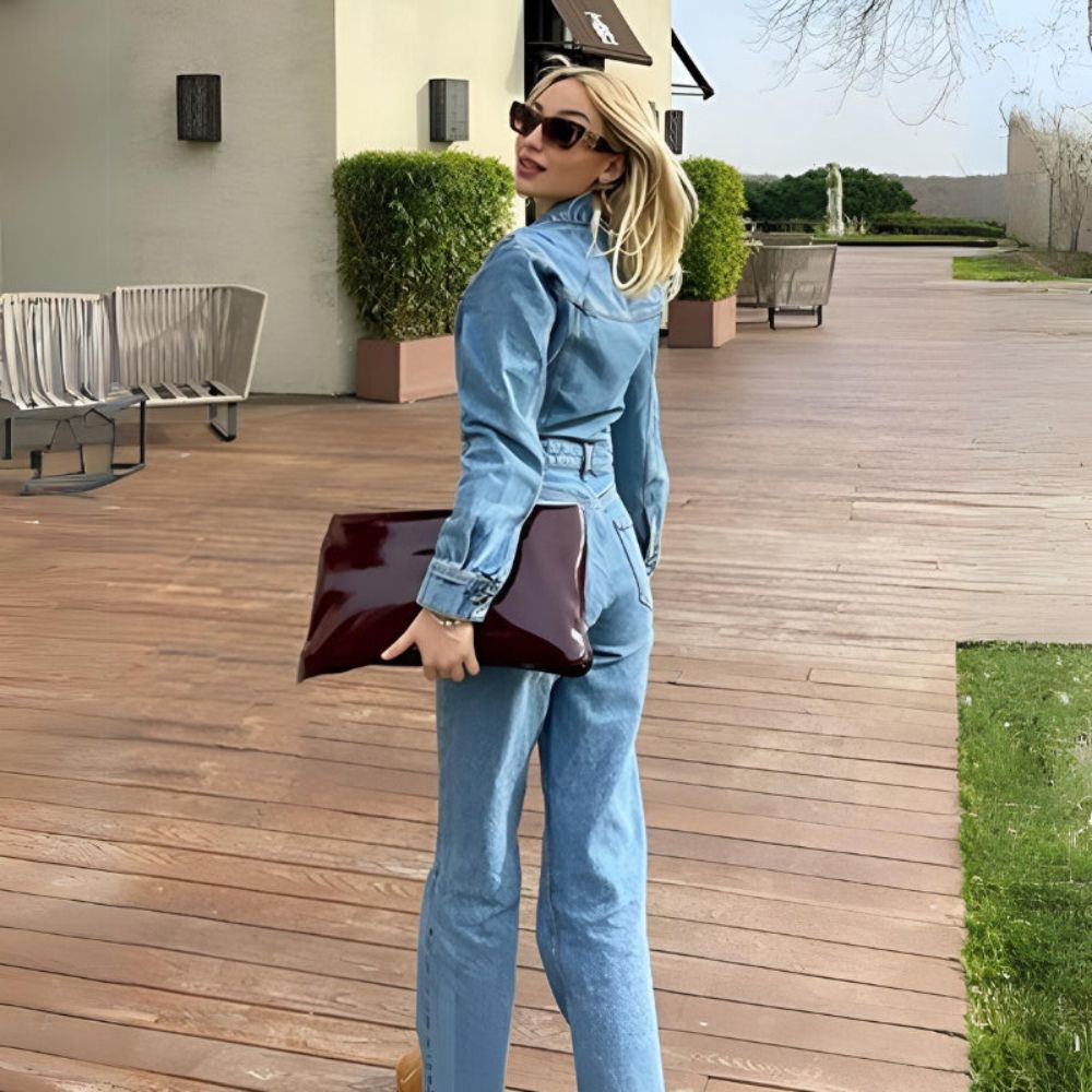 Combinaison en denim femme – silhouette structurée et style polyvalent